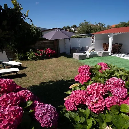 Preciosa Casa En Cerca De La Playa De Samil