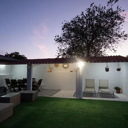 بيت للعطل Preciosa Casa En Cerca De La Playa De Samil