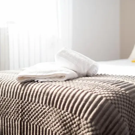 Preciosa Casa En Cerca De La Playa De Samil فيجو