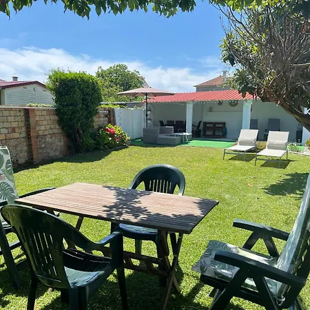 Preciosa Casa En Cerca De La Playa De Samil *