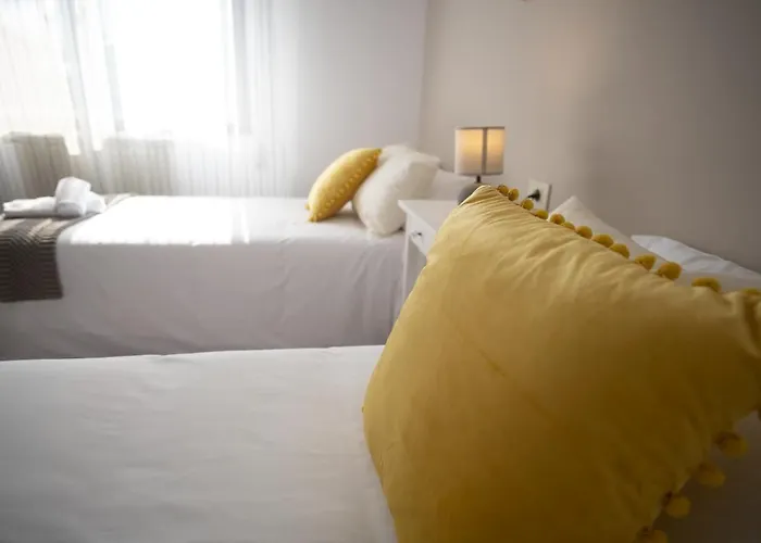 Preciosa Casa En Cerca De La Playa De Samil Vigo