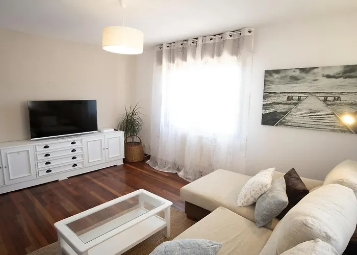 Preciosa Casa En Cerca De La Playa De Samil Prázdninový dům *