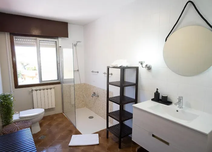 Preciosa Casa En Cerca De La Playa De Samil Prázdninový dům